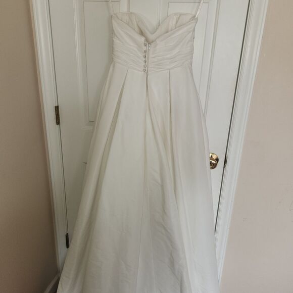 David's Bridal Pleated Strapless Wedding Dress Empire WaistSTYLE# WG3707Sz 10 - Picture 11 of 15